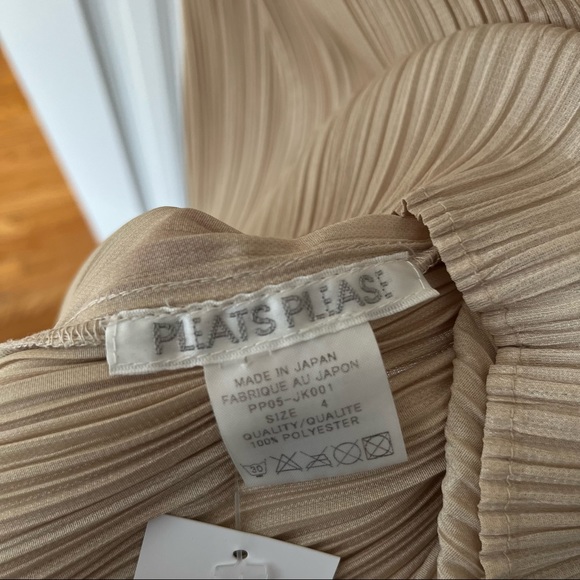 Pleats Please by Issey Miyake Scoop Neck Top - Picture 3 of 3